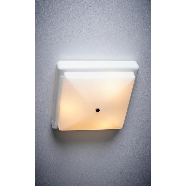 1960s Design Italian Lamp nos in wood. Up to 250V (Europe/UK Standard).The wiring of this item may be original and might...