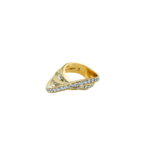 Gold Diamond Channel Geometric Wave Curve Statement Unique 18 Karat Yellow Gold Ring, Size 6 For Sale - Image 8 of 18