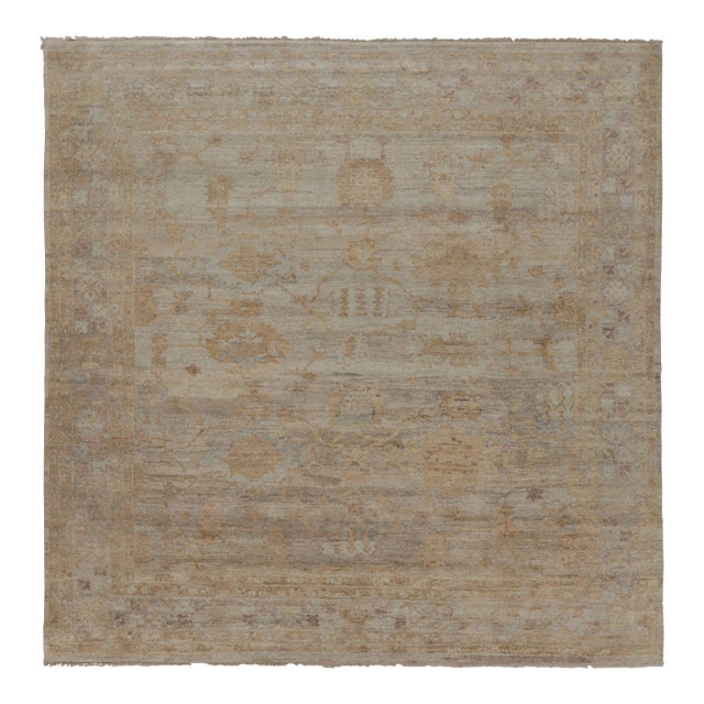 Rug & Kilim’s Modern Oushak-Inspired Rug in Pale Gray and Soft Gold Floral Pattern For Sale