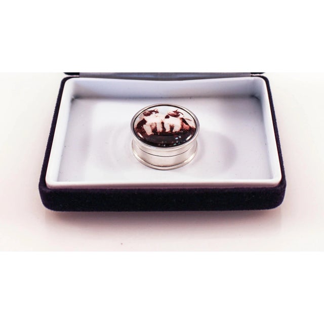 ﻿Sterling and Enamel Kittens Pillbox For Sale - Image 4 of 6