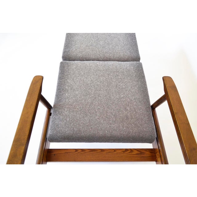 1970s Vintage Convertible Sleeping Armchair by Valerija Ema Cukermanienė for Vilniaus Baldų Kombinatas, 1960s For Sale - Image 5 of 8