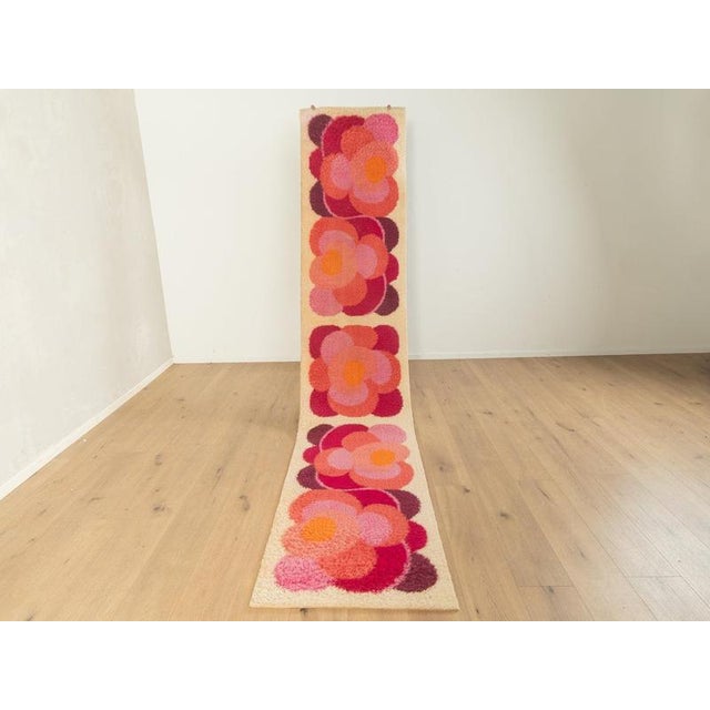 Red Menuette Rug by Verner Panton, 1970s For Sale - Image 8 of 8