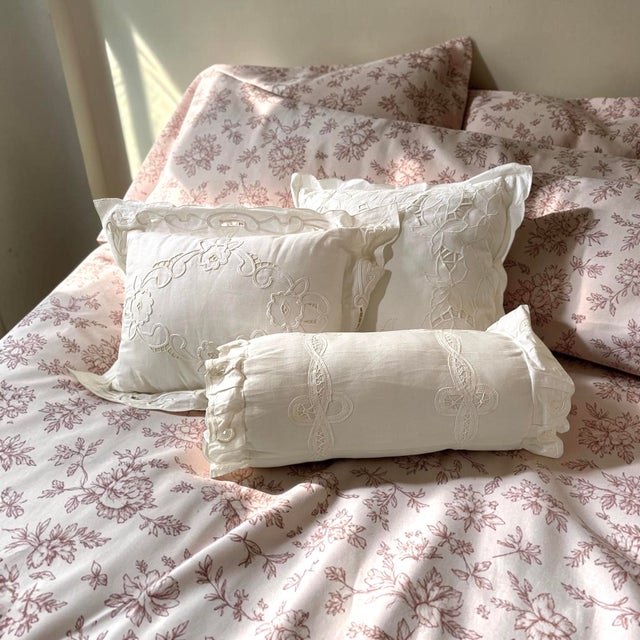 Vintage White Lace Pillows, Set of 3 For Sale - Image 9 of 9