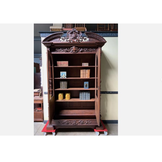 Age: circa 1880 Wood type: solid oak Condition: very good, well-maintained, fully restored original condition (minor signs...