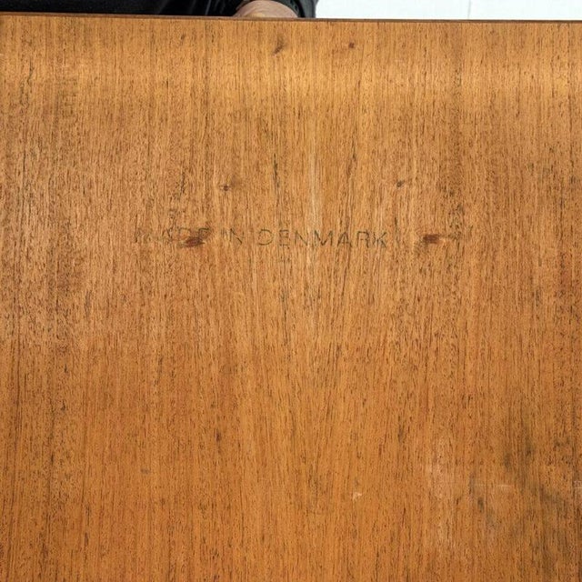 Mid-Century Modern Danish Round Extendable Dining Table in Teak For Sale - Image 9 of 13