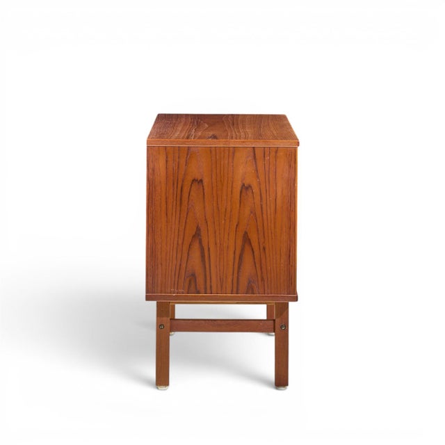 Torring Mobelfabrik Nils Jonsson for Tørring Møbelfabrik Mid Century Danish Teak Dresser Chest of Drawers - Pair For Sale - Image 4 of 12