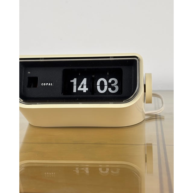 Vintage Copal Model 225 Flip Clock, 1976 For Sale - Image 10 of 16