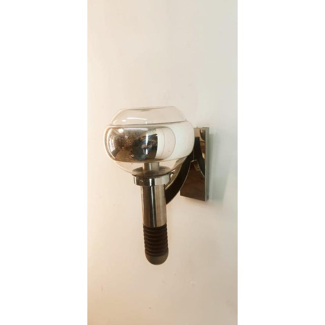 Mid-Century Modern Chrome and Glass Wall Light from Sciolari For Sale - Image 3 of 14