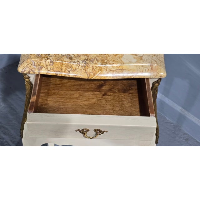 Cream French Louis Bedside Lamp Chests, 1920, Set of 2 For Sale - Image 8 of 11