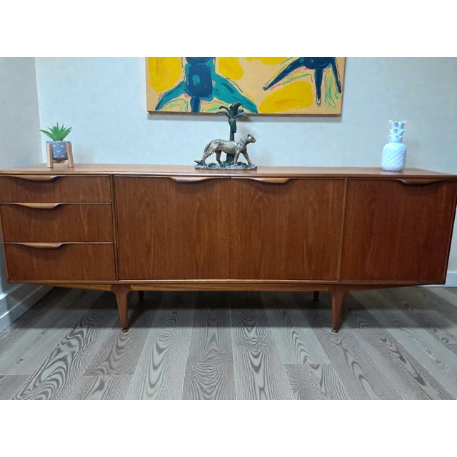 Mid-Century Teak Dunvegan Sideboard from A.H. McIntosh, 1960s For Sale - Image 6 of 18
