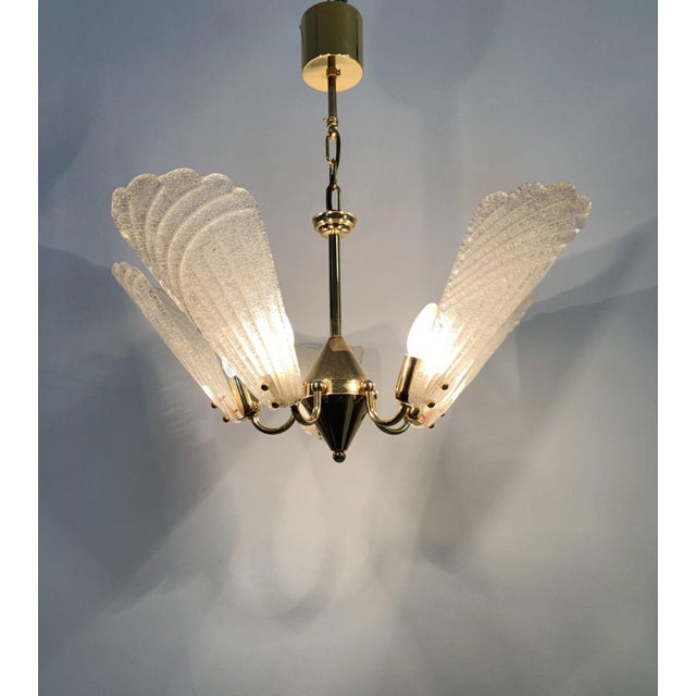 Hollywood Regency Hollywood Regency Italian Murano Glass Chandelier, 1970s For Sale - Image 3 of 18