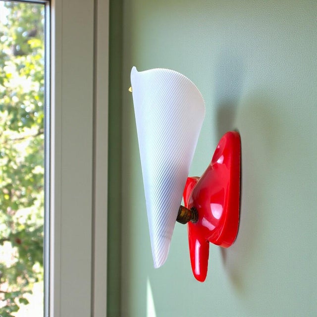 1960s Mid-Century Modern French Red Plastic Adjustable Wall Sconce, 1960s For Sale - Image 5 of 15