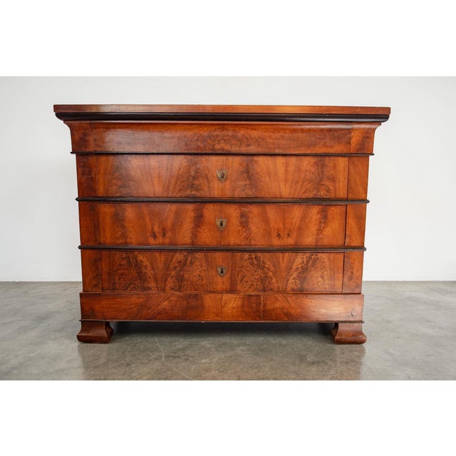 French French Louis Philippe Flame Mahogany Commode With Original Ebonized Detailing, Mid-19th Century For Sale - Image 3 of 9