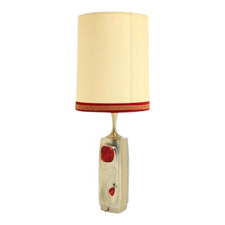 Vintage Mid-Century Modern Cast Metal Base Table Lamp For Sale