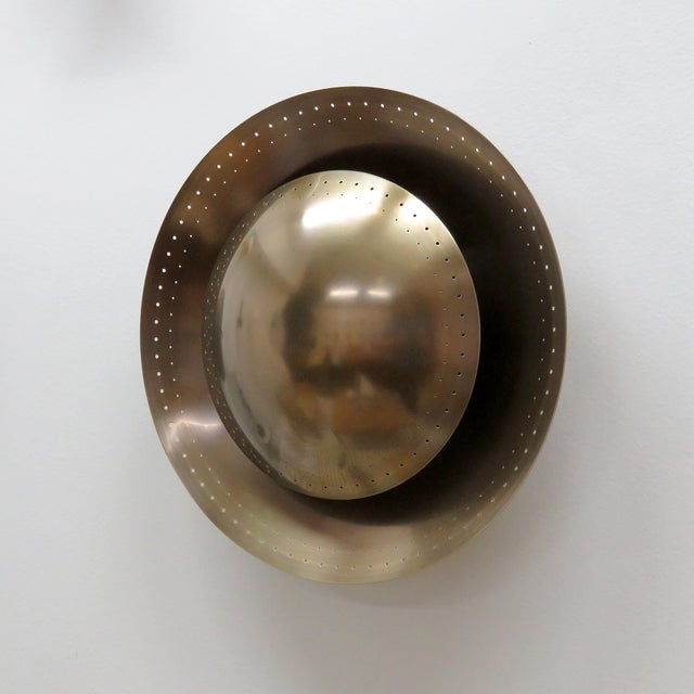 Contemporary Oculus™ Brass Wall Light by Gallery L7 For Sale - Image 3 of 10