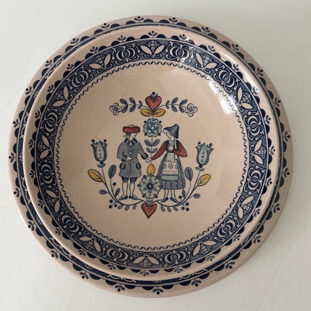 Johnson Brothers China Heritage Hearts and Flowers Pattern - Made in Staffordshire England Set includes: Two large plates...