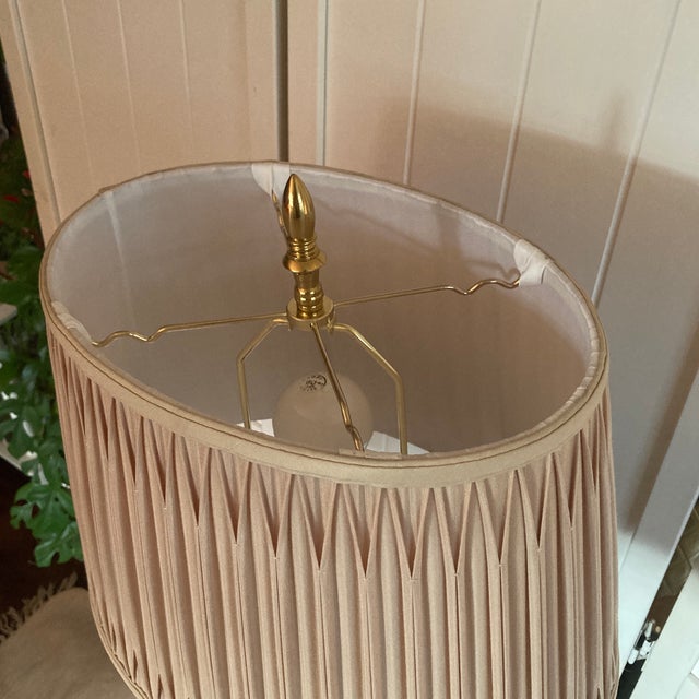 Vintage 29” Hexagonal Chinoiserie Ceramic Table Lamp With Pleated Drum Shade For Sale - Image 9 of 12