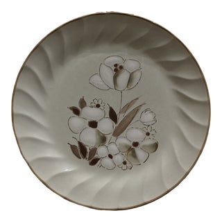 Vintage Hearthside Sculptura Felicity Stoneware Dinner Serving Decorative Plate For Sale