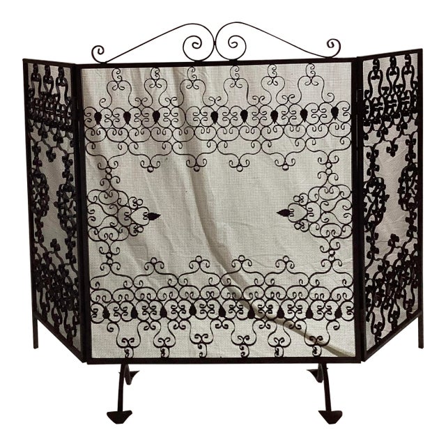 1950s Black Wrought Iron 3 Panel Fireplace Screen With Scroll Work and Leaves For Sale