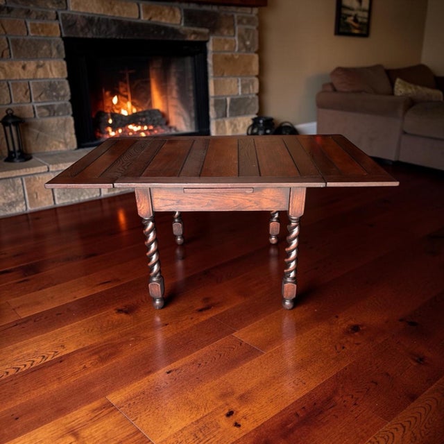 Bring timeless English charm (table top and bottom have been professionally refinished) and classic craftsmanship into...
