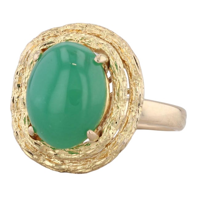 Green Chrysoprase Oval Cabochon Solitaire Ring 14k Yellow Gold Size 5.75 For Sale