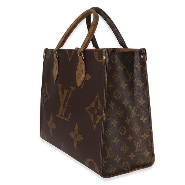 This bag says it all. The Onthego bag from Louis Vuitton is designed for busy lifestyles. Topped with two Toron handles...