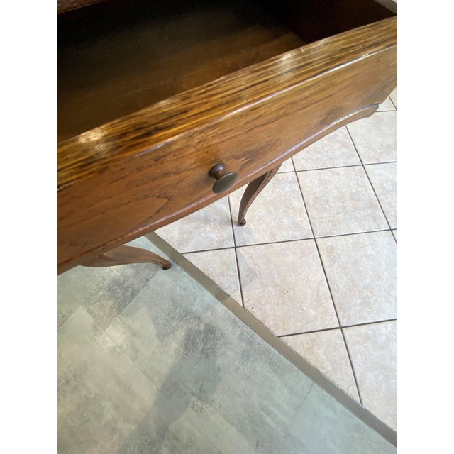 Louis XV Style Pedestal Table and Stool in Oak, 1950s, Set of 2 For Sale - Image 17 of 18