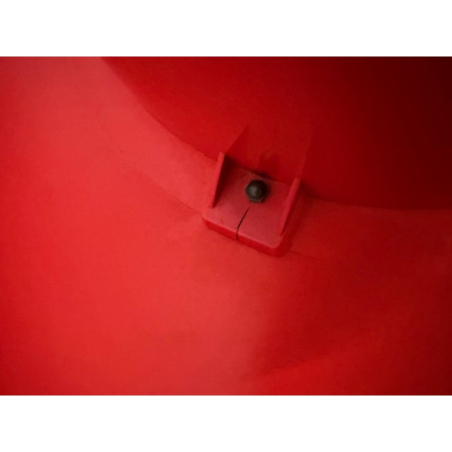 Plastic Vintage Ara Coffee Table by Emma Schweinberger for Artmide, 1968 For Sale - Image 7 of 16