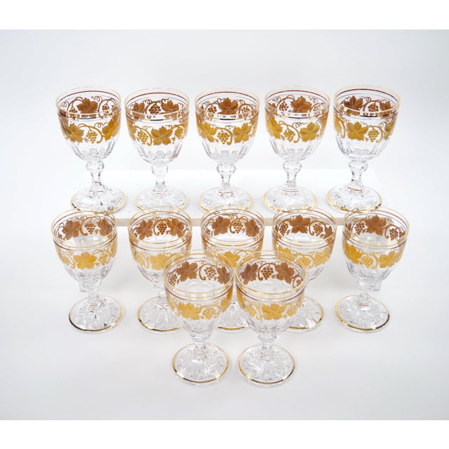 Val Saint Lambert Set of 12 Gilt Gold-Decorated Tableware Wine / Water Service For Sale In New York - Image 6 of 12