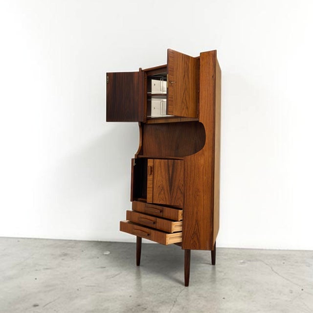 Danish Rosewood Corner Cabinet, 1960s For Sale - Image 4 of 12