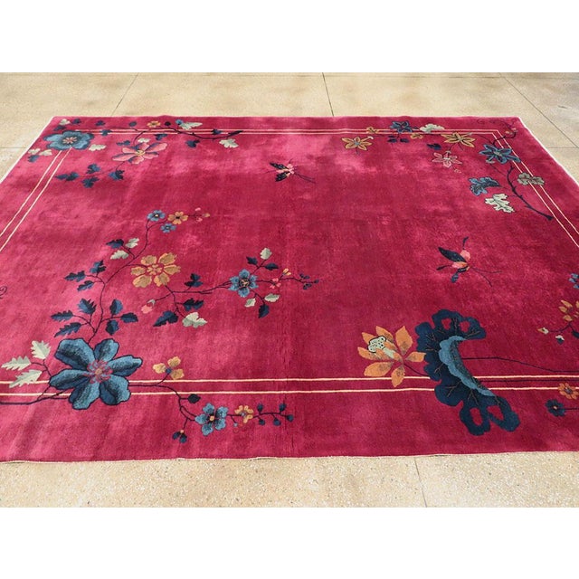 Galerie Shabab Collection Mid-20th Century Handmade Chinese Art Deco Room Size Carpet For Sale In New York - Image 6 of 10