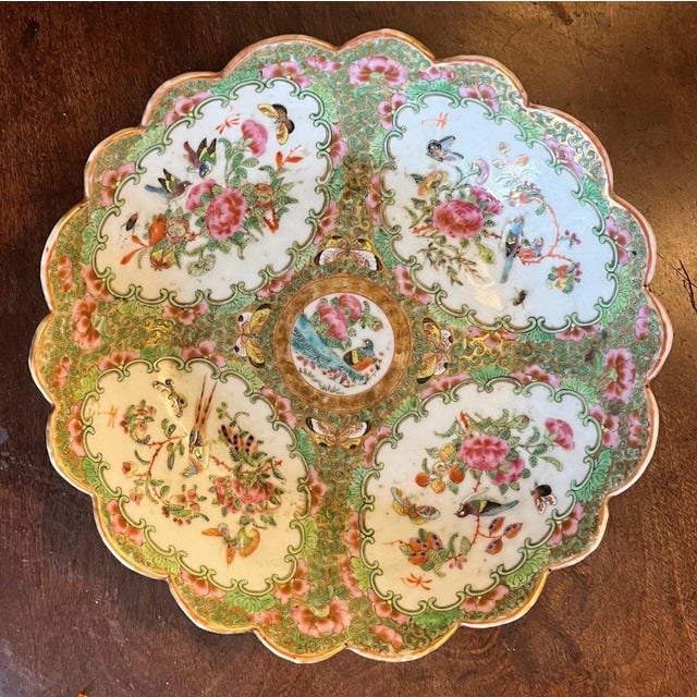 Antique 19th Century Chinese Rose Canton Medallion Porcelain Round Serving Dish For Sale - Image 11 of 11