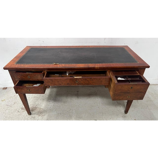 Louis XVI Style Flat Desk in Mahogany and Veneer, 19th Century For Sale - Image 4 of 15
