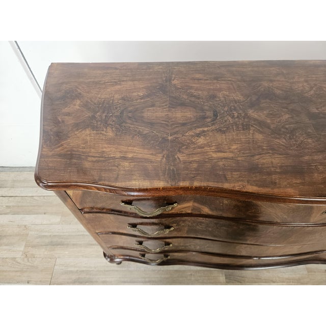 1940s Chippendale Chest of Drawers in Walnut Burl, 1940 For Sale - Image 5 of 18