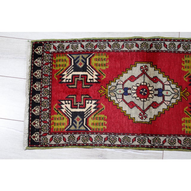 1970s 1970s Turkish Vintage Hand Knotted Traditional Antique Hand Knotted Doormat Rug For Sale - Image 5 of 8