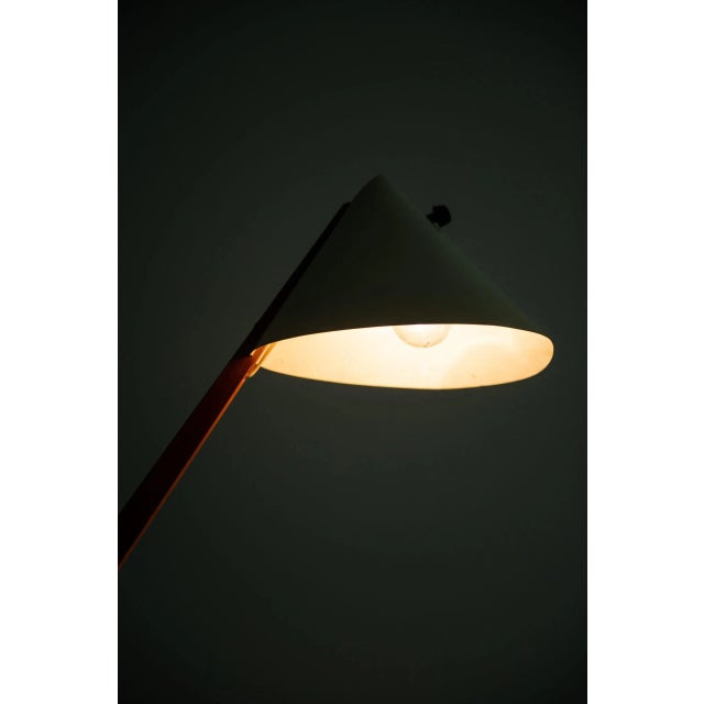 Metal Model B-54 Table Lamp by Hans-Agne Jakobsson, 1950s For Sale - Image 7 of 11