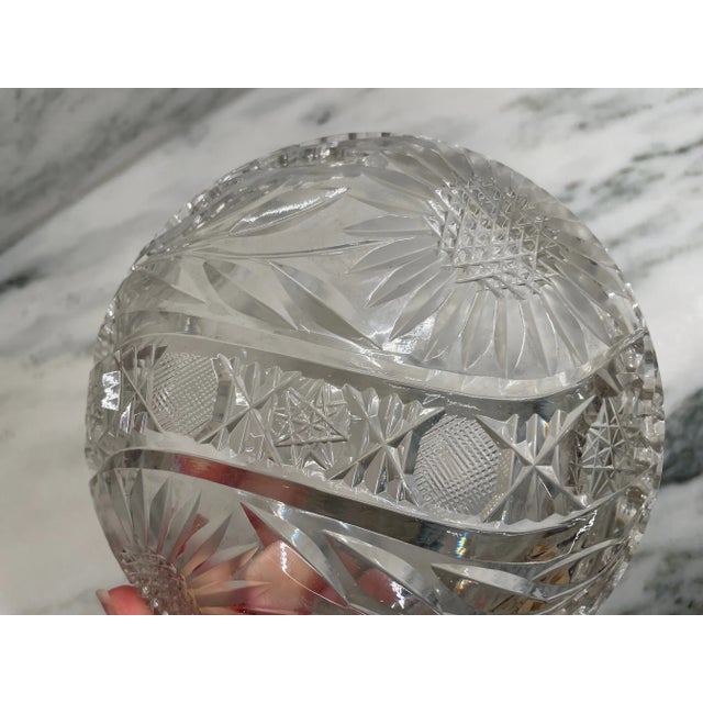 Vintage Crystal Glass Cut Americana Candy Dish / Bowl - Sunflower Motif with Handle For Sale - Image 4 of 4