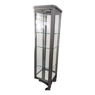 Ethan Allen Radius Glass Display Curio Cabinet on Casters For Sale