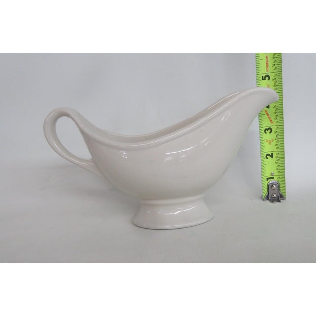 Mid 20th Century Hall Ceramic Gravy Boat Mid Century Modern Cream Color Dish Made in Usa For Sale In Miami - Image 6 of 14