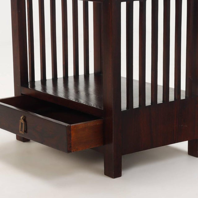 1970s A Pair of Arts and Craft Style Bedside Tables, C. 1970s. For Sale - Image 5 of 5