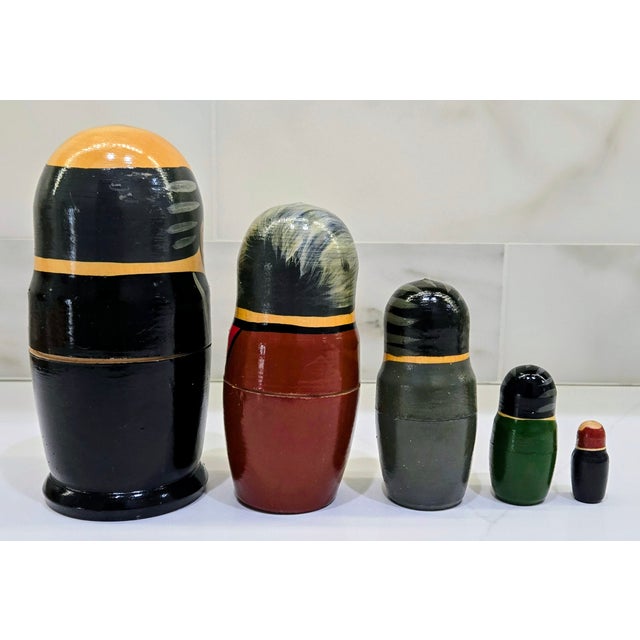 Figurative Vintage Russian Political Nesting Dolls, Hand-Painted Moscow 1991, Set of 5 For Sale - Image 3 of 12
