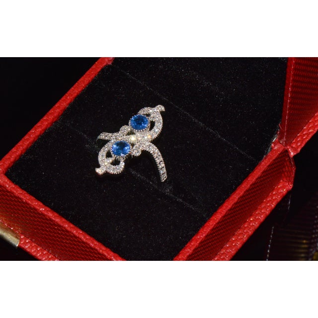 Certified Natural 1.40cts Diamond & Sapphire 18k Solid White Gold Filigree Cocktail Ring, Size 6.5 For Sale - Image 11 of 13
