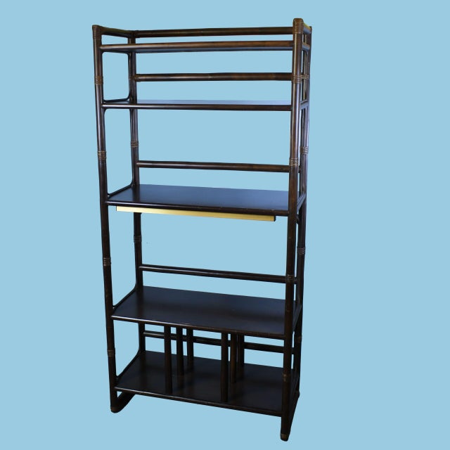 Late 20th Century Pair of Rattan Illuminated Etageres For Sale - Image 4 of 6