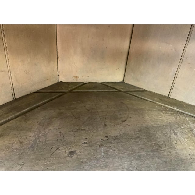 19th Century Corner Cabinet For Sale In New York - Image 6 of 15