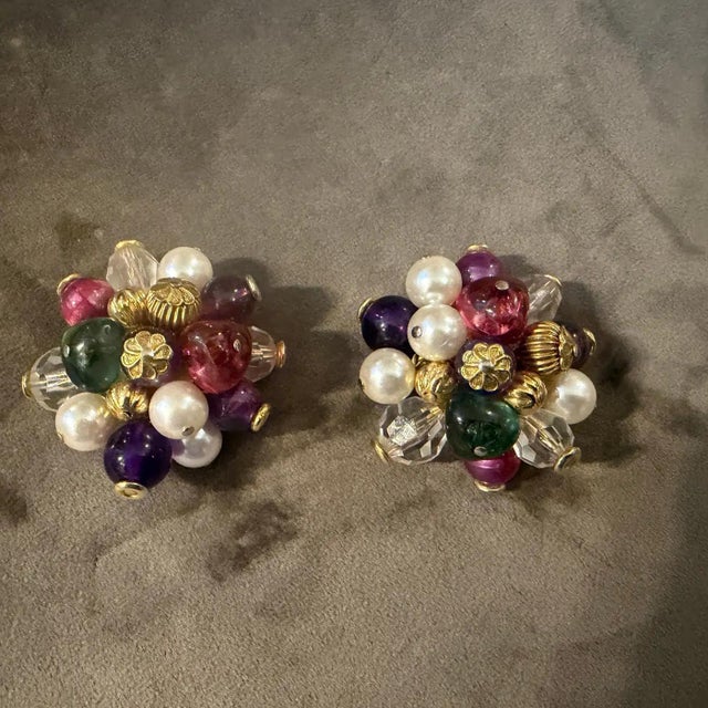 1980s Costume Jewelry Glass, Beads and Faux Pearls Italian Clip-on Earrings For Sale - Image 10 of 11