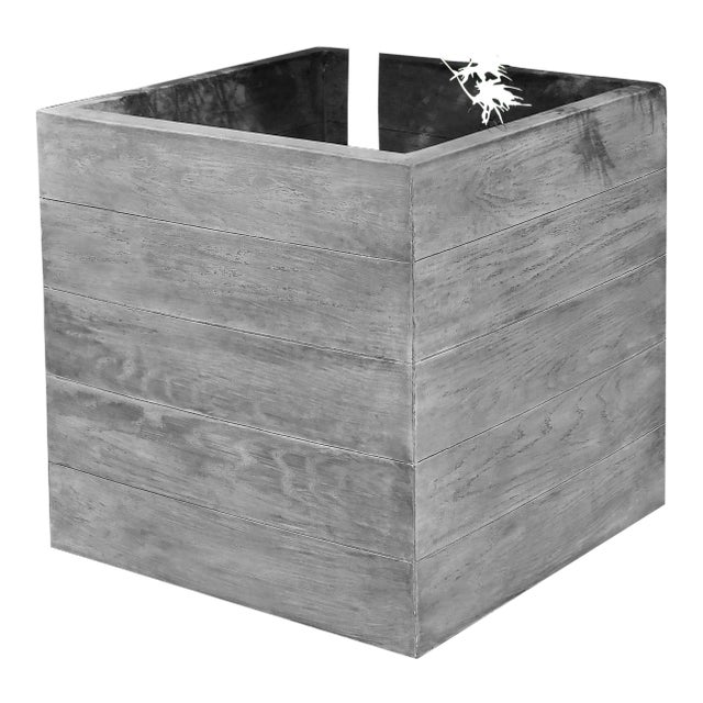 Chênes Brut Box Planter For Sale