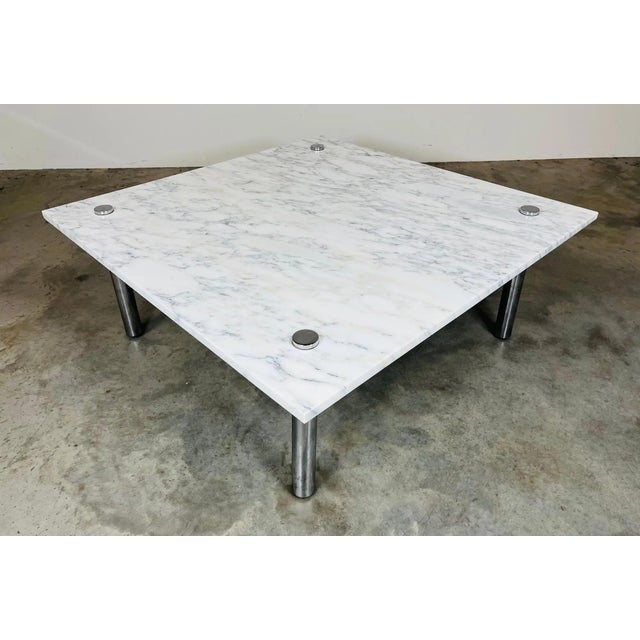 White Mid-Century Carrara Marble Square Cocktail Table in the Manner of Katavolos For Sale - Image 8 of 10
