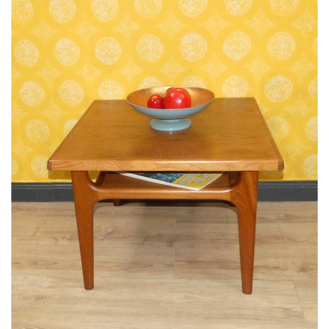 Elegant designer piece A real eye-catcher! Beautiful small living room coffee table square, practical, and stylish...