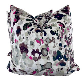 Romo Black Edition "Niumi Velvet" in Jaipur Pink 22" Pillows-A Pair For Sale
