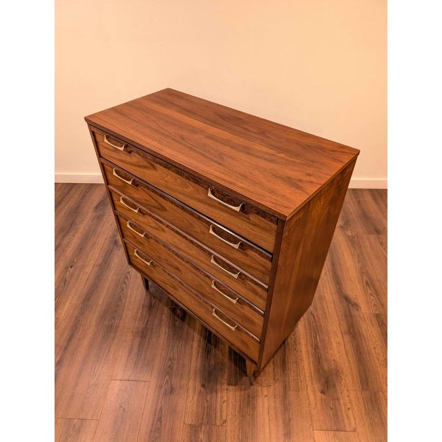 1960s American Walnut Highboy Dresser by Broyhill Lenoir, Attributed For Sale In Seattle - Image 6 of 8